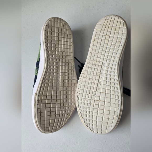 Kids Under Armour Canvas Camo shoes size 2Y - Picture 8 of 10